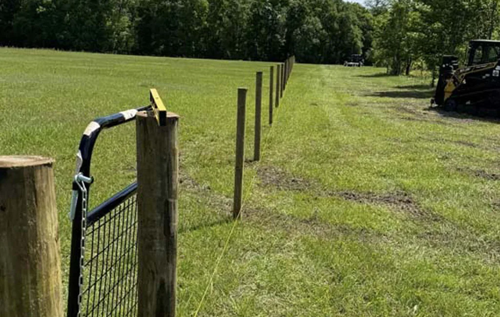 Field Fencing Services Page Image 1